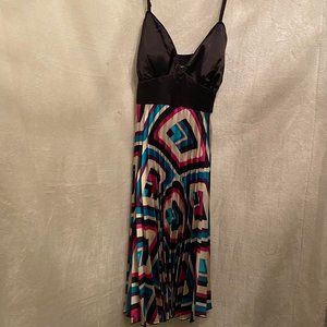 EUC Sele' Multi-Color Pleated Dress Size Small